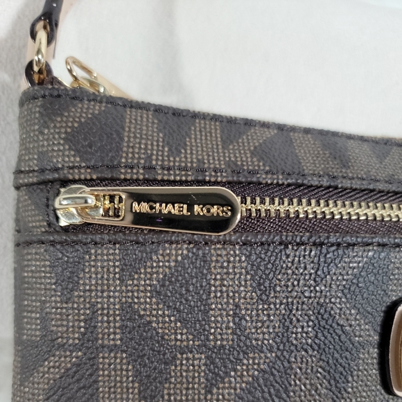 Michael kors Small Handbag Brown New No Tag. - Picture 3 of 13